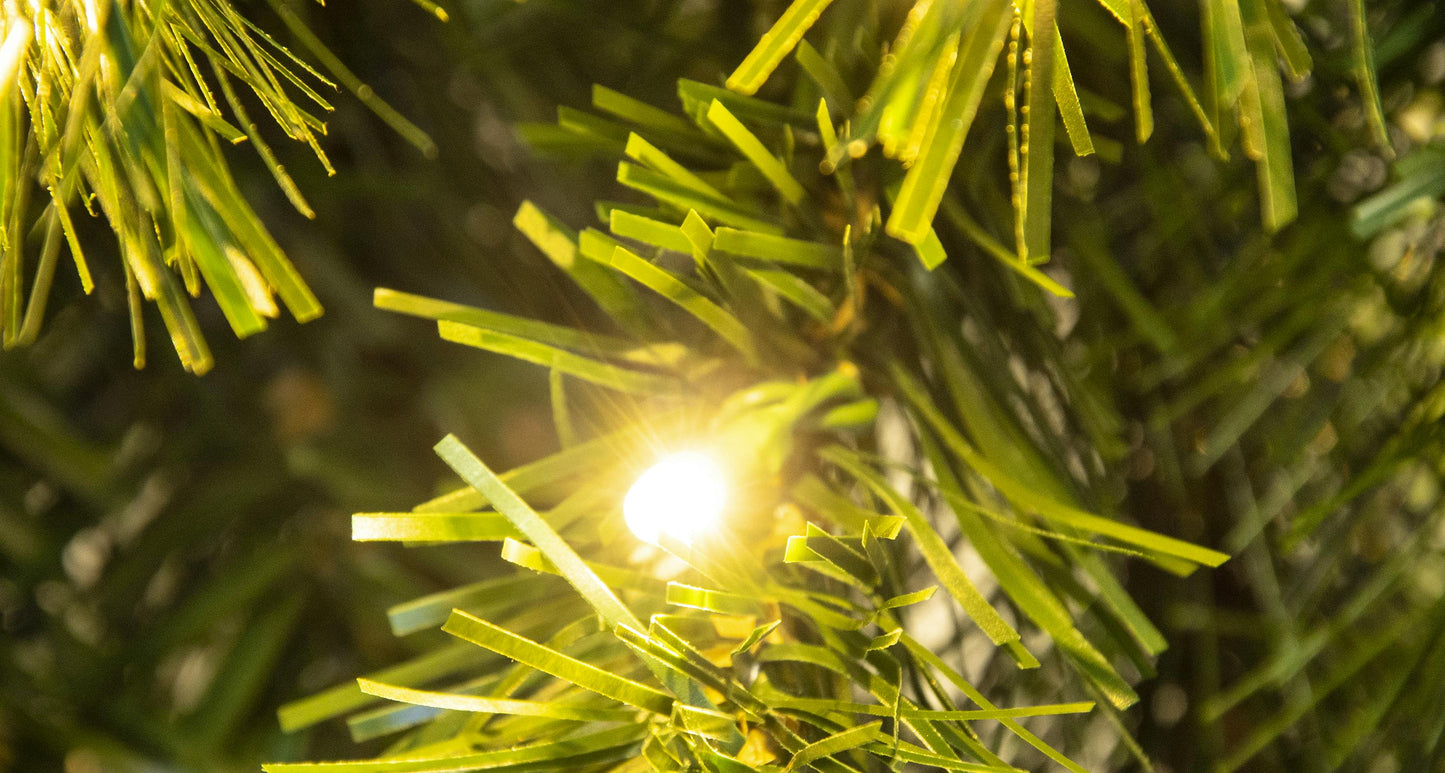 The 4ft Pre-lit Majestic Dew Pine Potted Tree (Indoor/Outdoor)