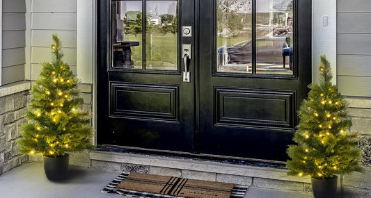 The 3ft Pre-lit Majestic Dew Pine Potted Tree (Indoor/Outdoor)