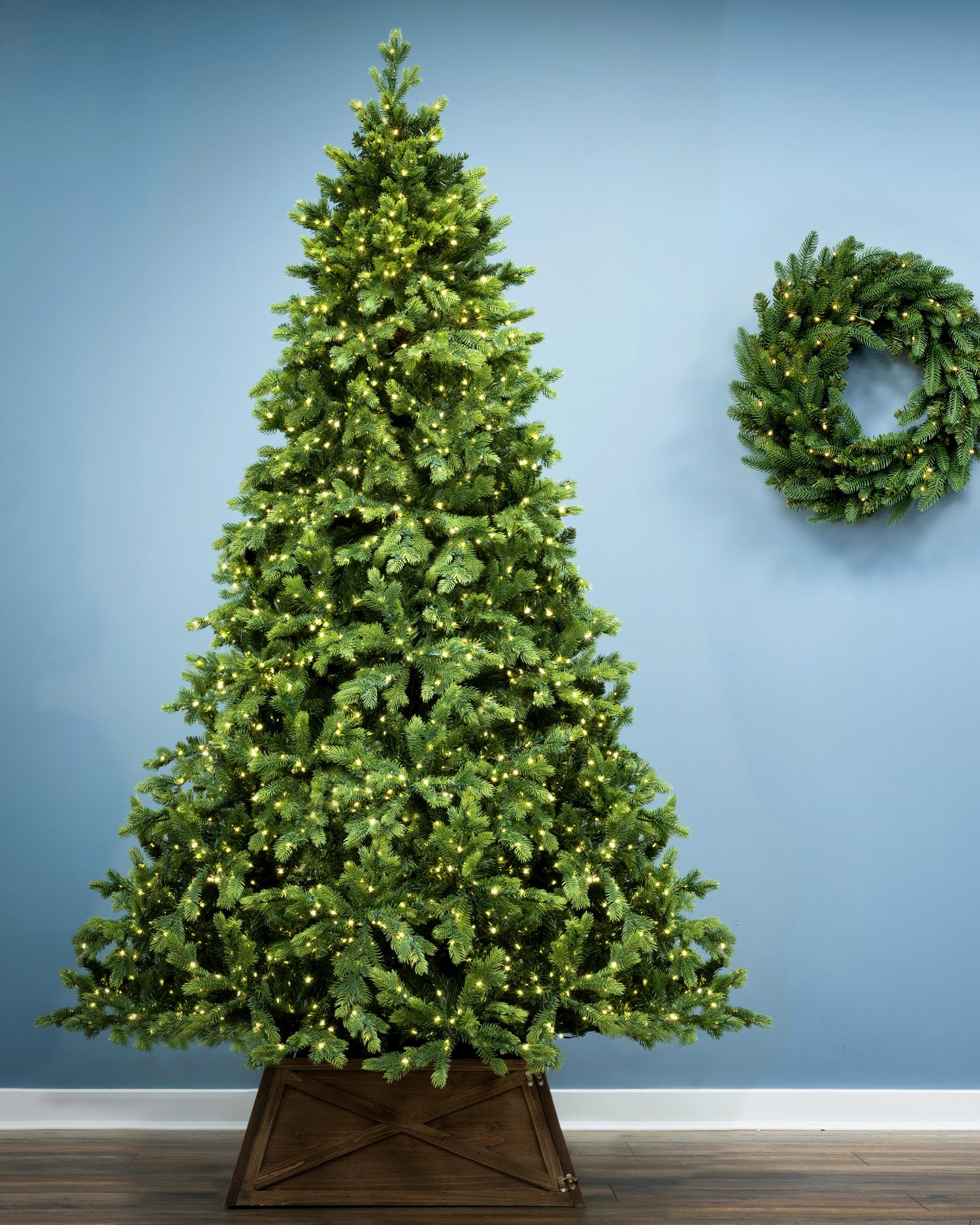 The 8ft Ultra-Lit Montagna Fir Tree