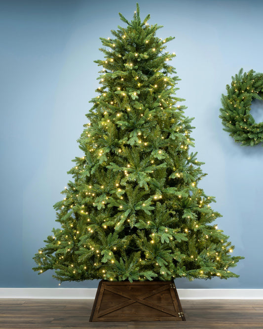 The 8ft Pre-lit Indoor/Outdoor Woodland Pine Tree